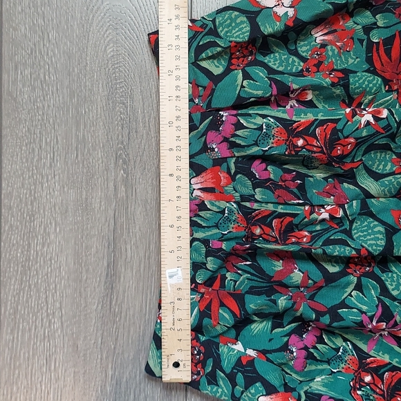 Zara | M Trafaluc collection tropical mini skirt - Picture 8 of 9
